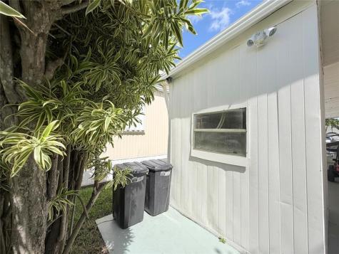 5221 SW 25th Avenue Fort Lauderdale FL 33312