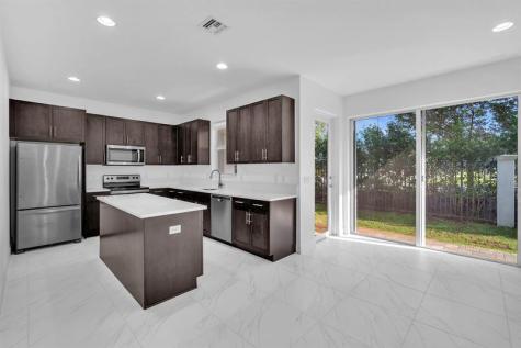 6947 Pines Circle Coconut Creek FL 33073