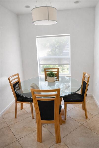 2521 NW 31st Court Oakland Park FL 33309