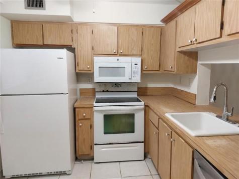 409 Gardens Drive Pompano Beach FL 33069