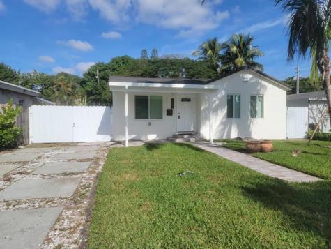 2207 Taft Street Hollywood FL 33020
