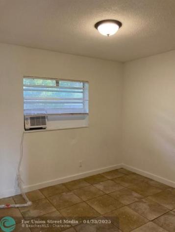 513 SW 2nd Court Pompano Beach FL 33060