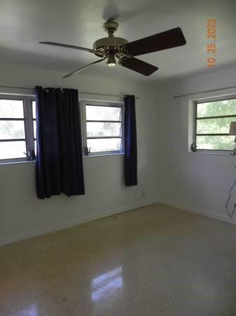 819 N Highland Drive Hollywood FL 33021