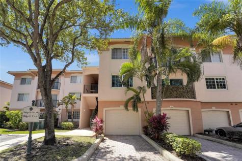 2125 SE 10 Avenue Fort Lauderdale FL 33316