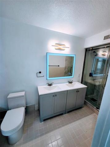793 NE 206th Street Miami FL 33179
