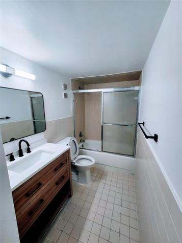 793 NE 206th Street Miami FL 33179