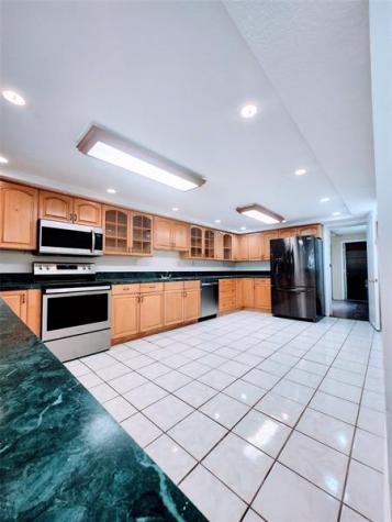 793 NE 206th Street Miami FL 33179