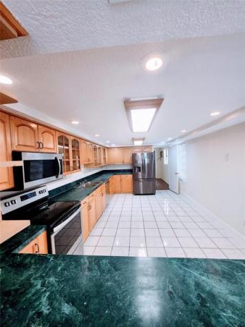 793 NE 206th Street Miami FL 33179