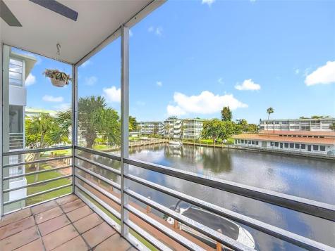 2741 Taft Street Hollywood FL 33020