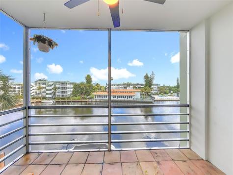 2741 Taft Street Hollywood FL 33020