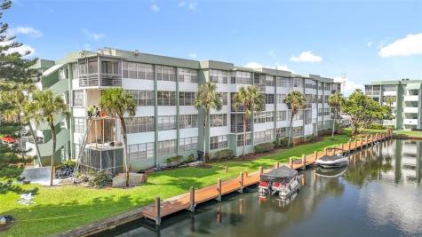 2741 Taft Street Hollywood FL 33020