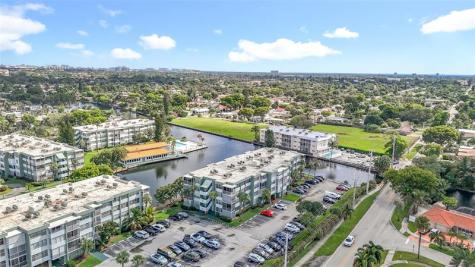 2741 Taft Street Hollywood FL 33020