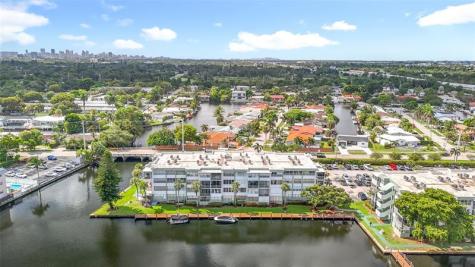 2741 Taft Street Hollywood FL 33020
