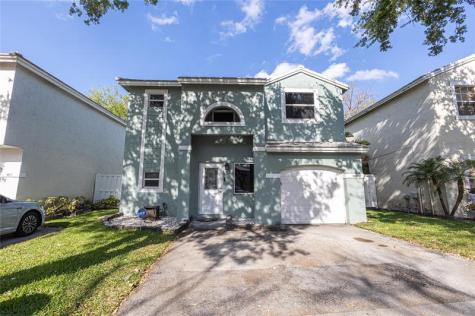 9871 NW 2nd Court Plantation FL 33324