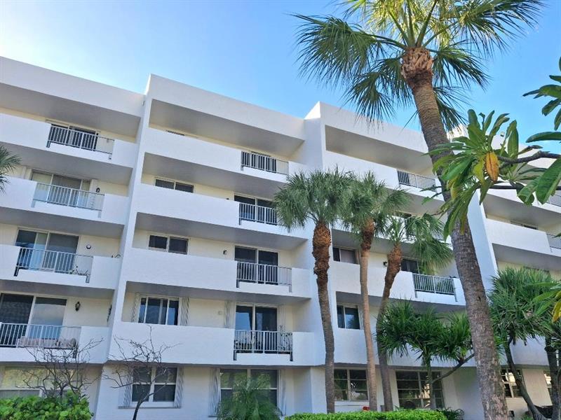 1421 S Ocean Boulevard Pompano Beach FL 33062