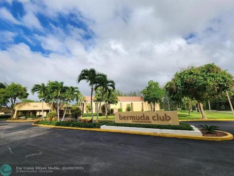 5851 NW 62nd Avenue Tamarac FL 33319