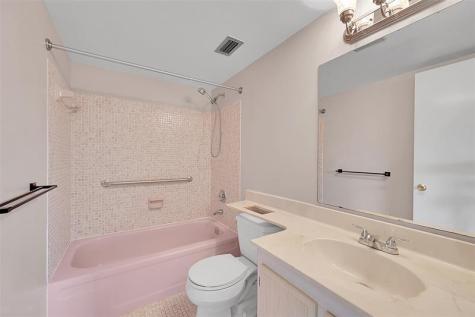 23 Abbey Lane Delray Beach FL 33446