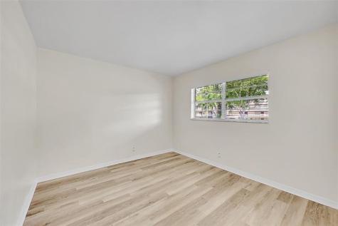 23 Abbey Lane Delray Beach FL 33446