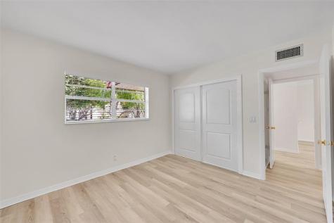 23 Abbey Lane Delray Beach FL 33446