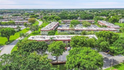23 Abbey Lane Delray Beach FL 33446