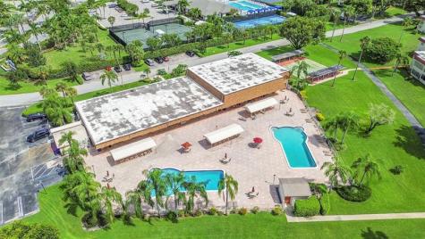 23 Abbey Lane Delray Beach FL 33446