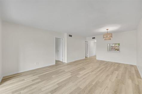 23 Abbey Lane Delray Beach FL 33446