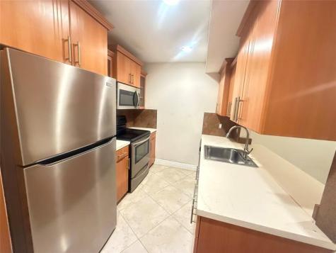 5646 Blueberry Court Lauderhill FL 33313