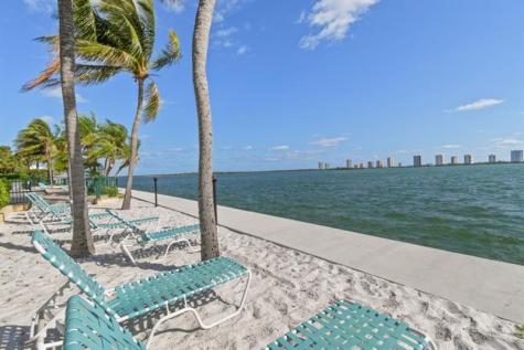 1040 Lake Shore Drive West Palm Beach FL 33403