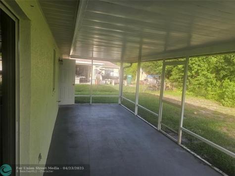1318 SW Kapok Avenue Port St Lucie FL 34953