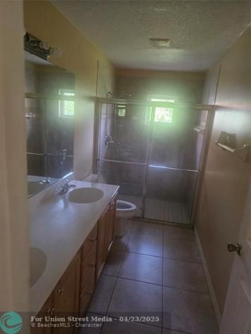 1318 SW Kapok Avenue Port St Lucie FL 34953
