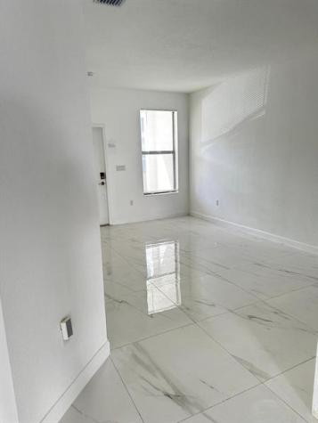 185 SW 185th Way Pembroke Pines FL 33029