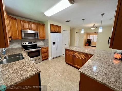10911 NW 45th Street Coral Springs FL 33065