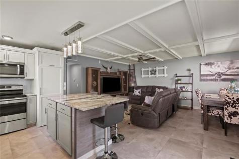 352 Saxony Trail Delray Beach FL 33446