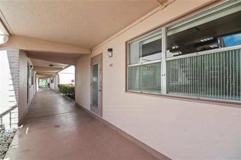 352 Saxony Trail Delray Beach FL 33446