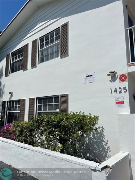 1425 NE 56th Street Fort Lauderdale FL 33334