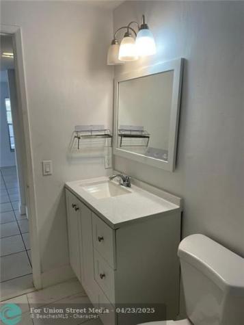 1425 NE 56th Street Fort Lauderdale FL 33334