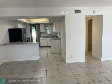 1425 NE 56th Street Fort Lauderdale FL 33334