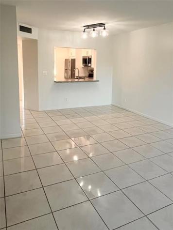2423 NW 89th Drive Coral Springs FL 33065