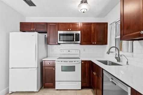 615 SW 16th Court Fort Lauderdale FL 33315