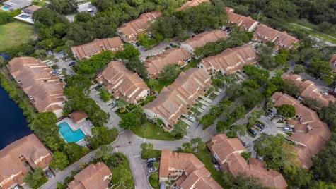 3351 Emerald Oaks Drive Hollywood FL 33021