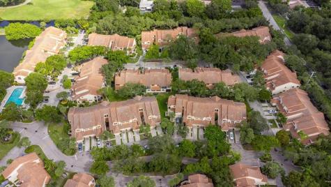3351 Emerald Oaks Drive Hollywood FL 33021