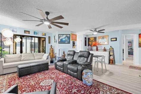 3351 Emerald Oaks Drive Hollywood FL 33021