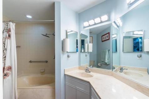 3351 Emerald Oaks Drive Hollywood FL 33021