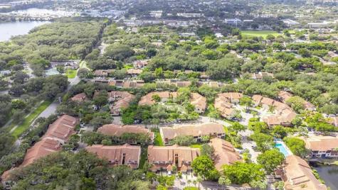 3351 Emerald Oaks Drive Hollywood FL 33021