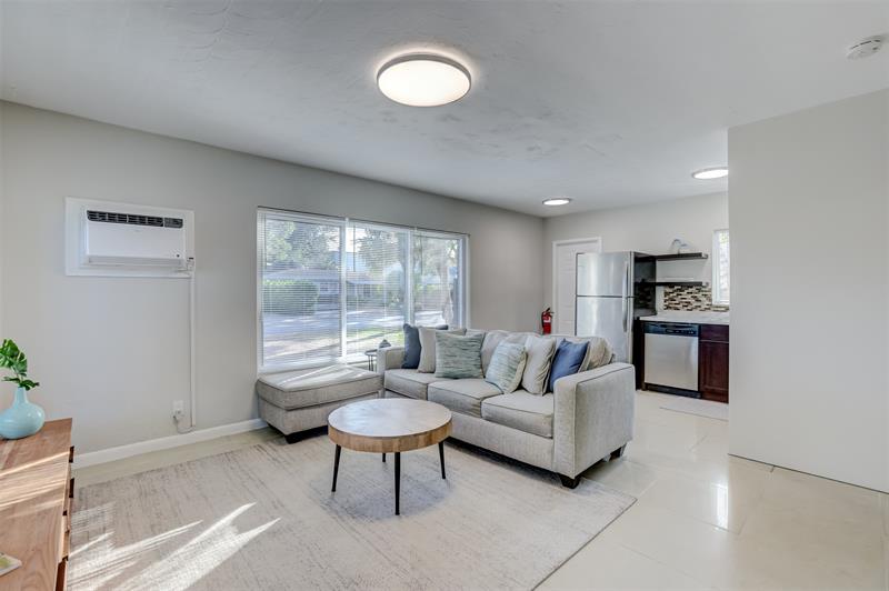 1005 NE 17th Court Unit A Fort Lauderdale FL 33305