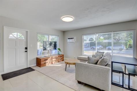 1005 NE 17th Court Unit A Fort Lauderdale FL 33305