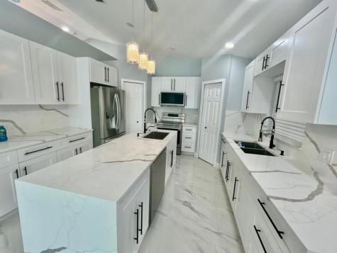 3933 SW Kakopo Port St Lucie FL 34953
