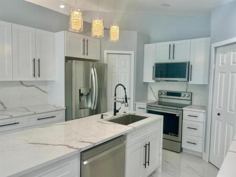 3933 SW Kakopo Port St Lucie FL 34953