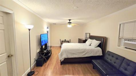 536 NW 45th Street Oakland Park FL 33309