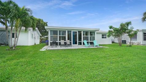 3121 E Golf Boulevard Pompano Beach FL 33064
